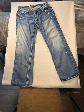 BKE Tyler Straight Jeans Mens 38 Grunge Distressed